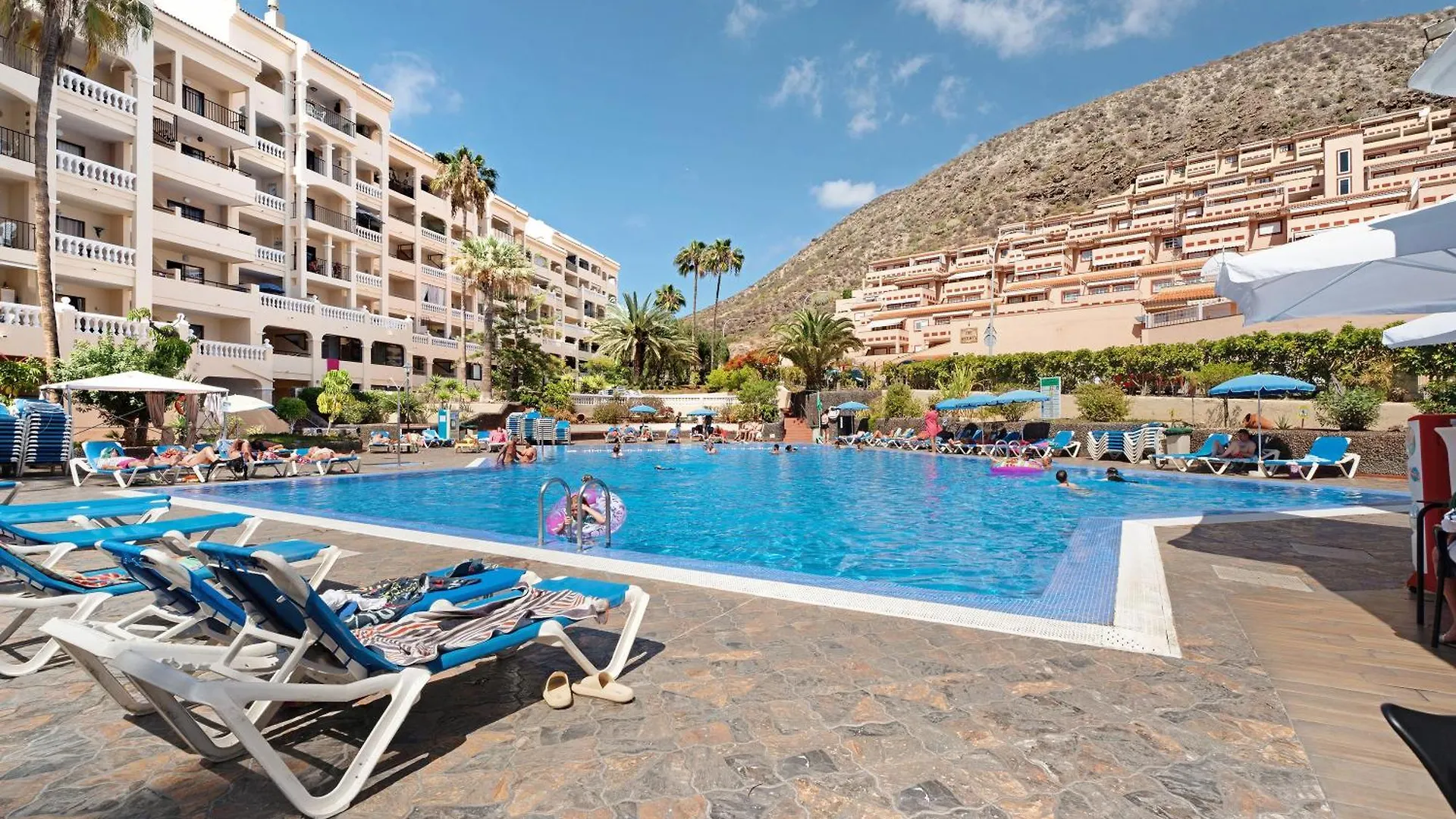 Estupendo Estudio En Castle Harbour Los Cristianos  Hiszpania